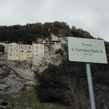 Il Cantico Bed & Breakfast *
